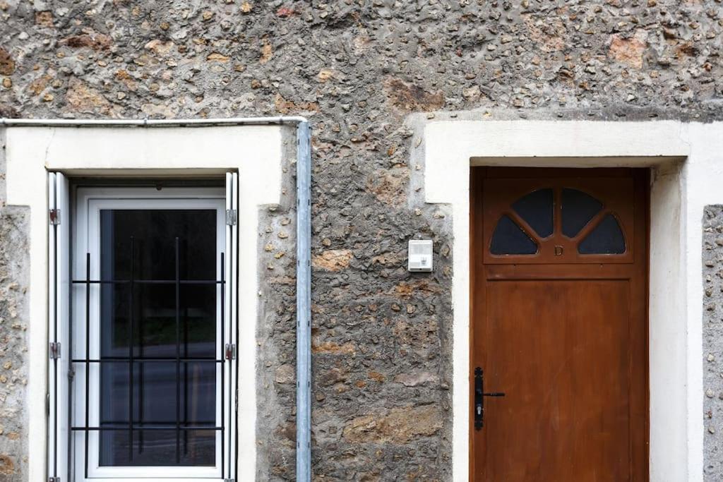 Studio Cosy Neuf - Fibre - Parking Gratuit - Proche Ecoles Et Entreprises Orsay Exterior photo